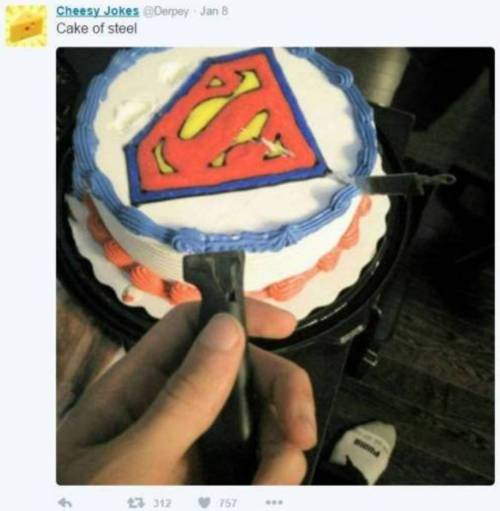 누가 슈퍼맨 케이크 아니랄까봐