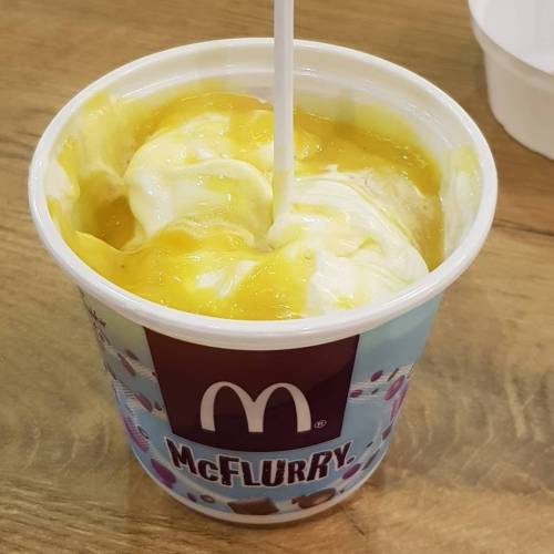 말레이시아 맥도날드에서만 판다는 아이스크림