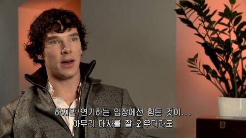 어마무시한 대사량때문에 배우한테 사과했다는 셜록 제작팀.jpg