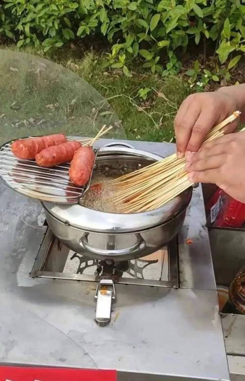 걸어다니는 노점.jpg