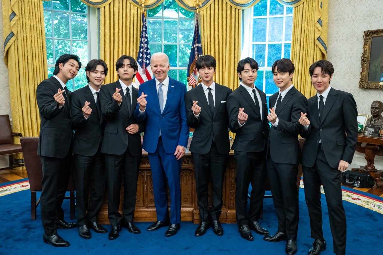 [스압] 미 바이든 대통령. BTS 도와주세요 !.jpg