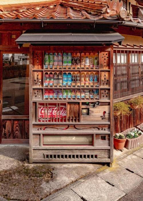거리미관을 고려한 일본의 자판기