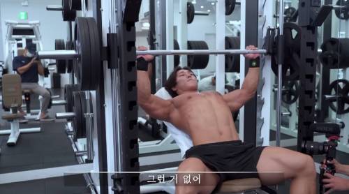 취미로 헬스 3개월 했다는 스켈레톤 국대 윤성빈