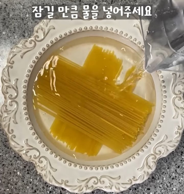 불 킬 필요 없는 전자레인지 파스타.jpg