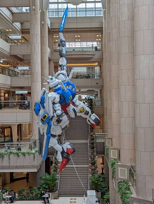 대형 건담 풍선.jpg