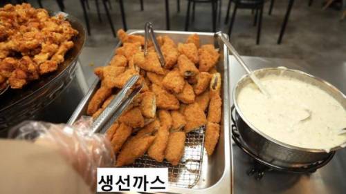 가격을 15%나 인상한 식당.jpg