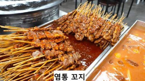 가격을 15%나 인상한 식당.jpg