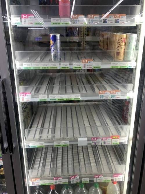 축제장 주변 편의점 근황