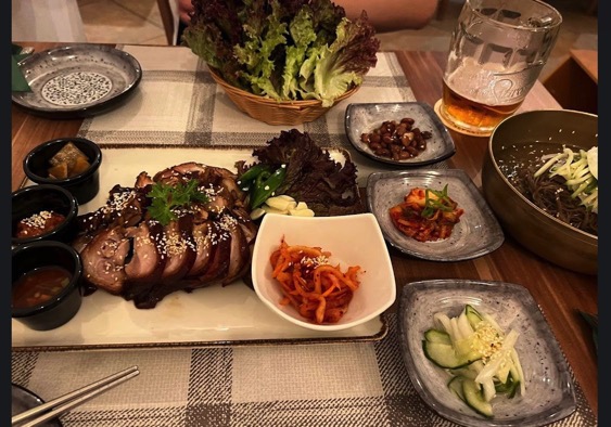 매즈 미켈슨이 다녀갔다는 삼겹살집 이름.jpg