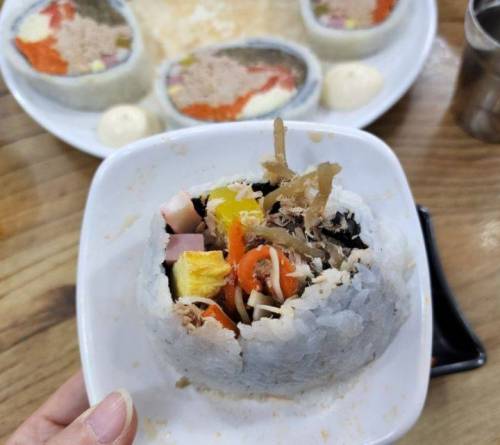 김밥 한줄에 6000원