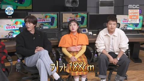 나혼산, 박나래 曰 : 임주환 씨 옆에 좀 서볼게요.