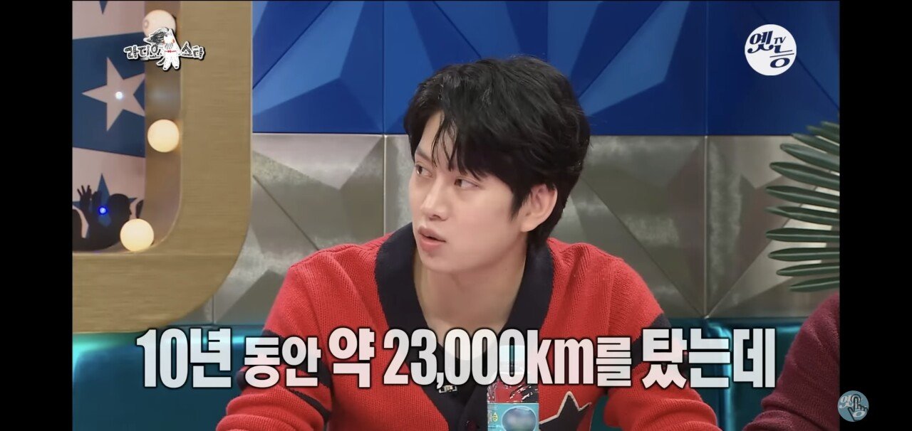 김희철이 본인 차를 어머니 드린 이유.jpg