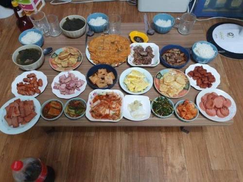 손이 크신 어머니를 둔 엠팍인의 밥상