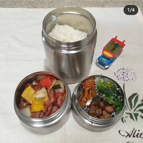 수능 앞두고 도시락 예행 연습중이신 수험생 어머님들.jpg
