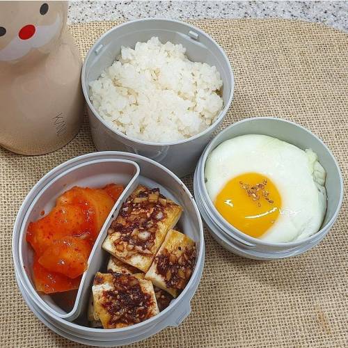 수능 앞두고 도시락 예행 연습중이신 수험생 어머님들.jpg