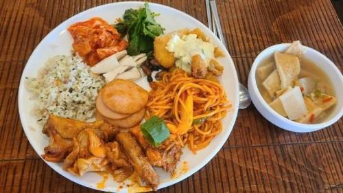 강남역 한식뷔페 7,500원.jpg