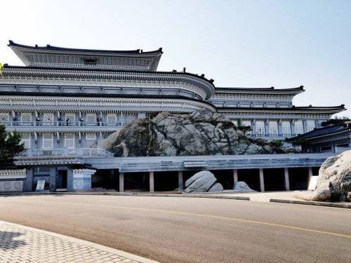 학교가 망해도 걱정없는 어느 대학교.jpg