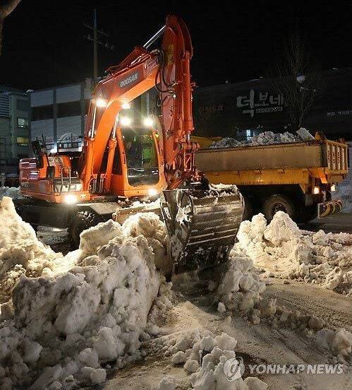 휴교따윈 없는 강원도 제설 클라스