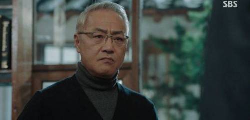 비리 권력층 배우  5대 천황