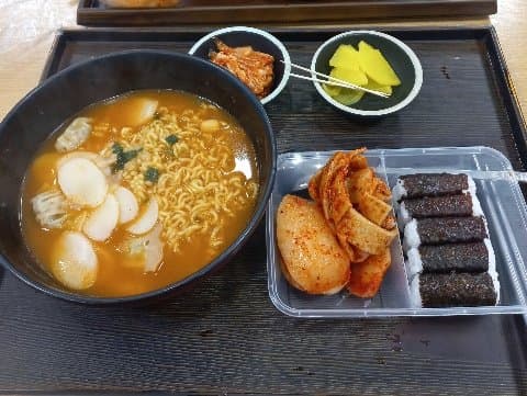 휴게소 라면+충무김밥 가격