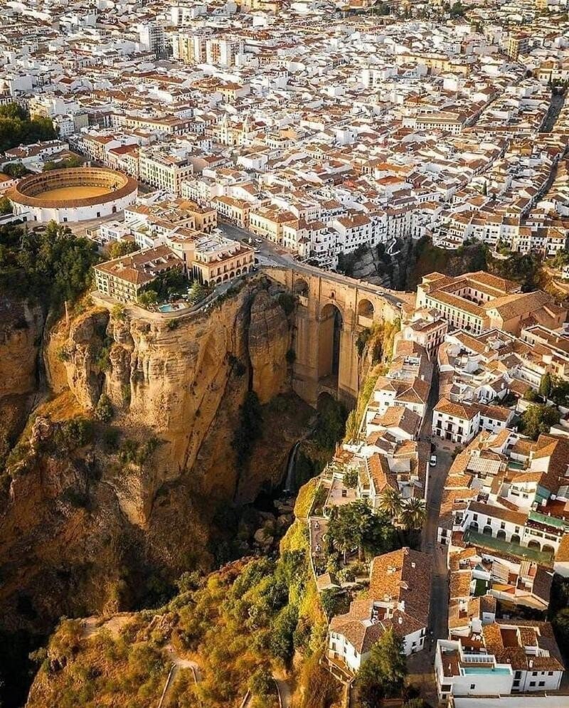 스페인에 실제로 존재하는 도시