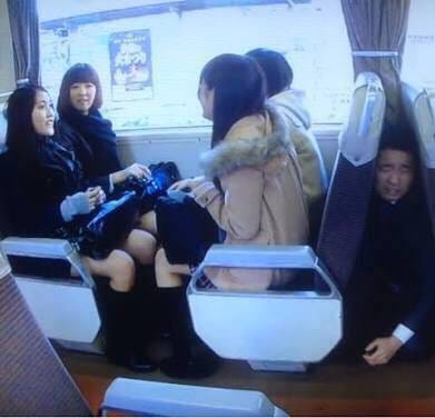 모두가 얌전하고 조용하다는 일본 지하철 풍경 2