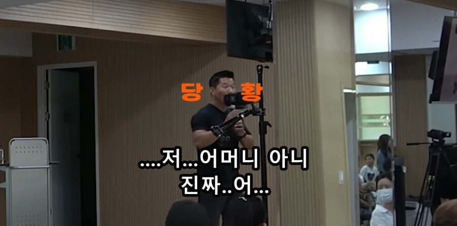 강형욱)  개통령님께 꼭 건의하고 싶은게 있는데요.......