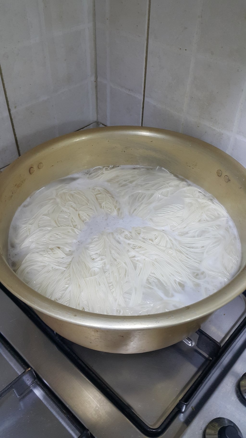 엄마국수가 맛있는 이유.jpg