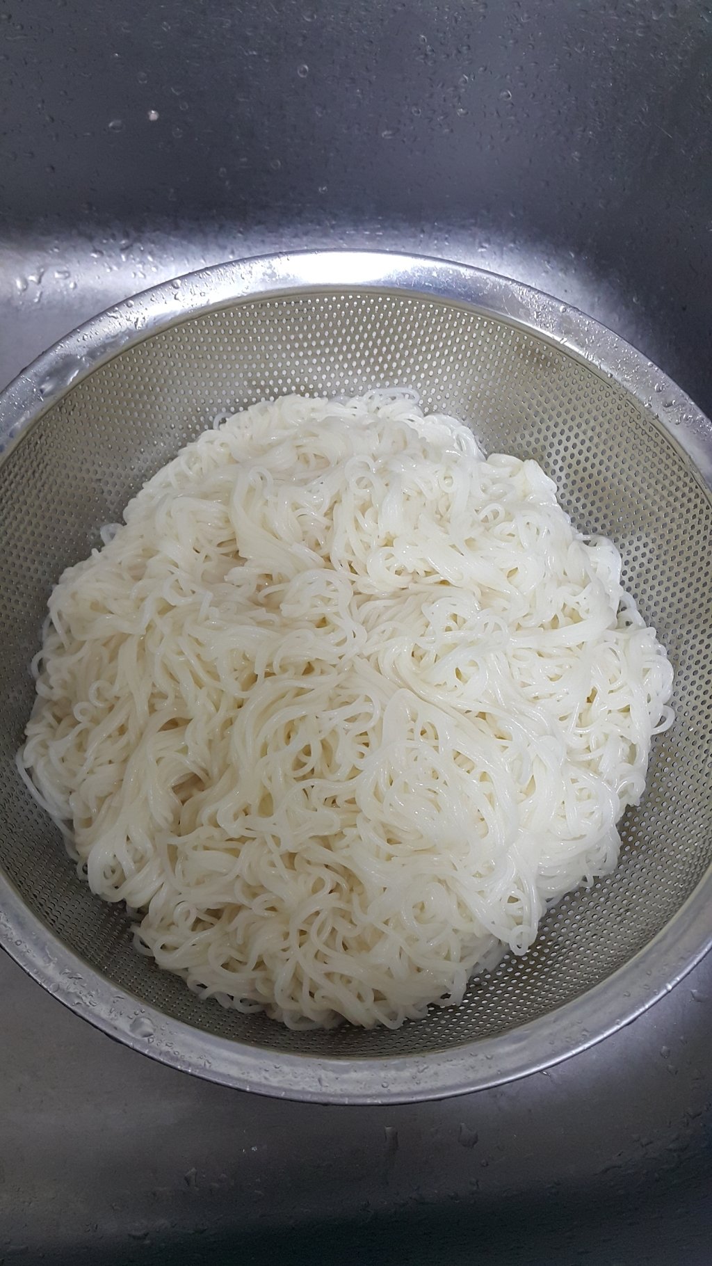 엄마국수가 맛있는 이유.jpg