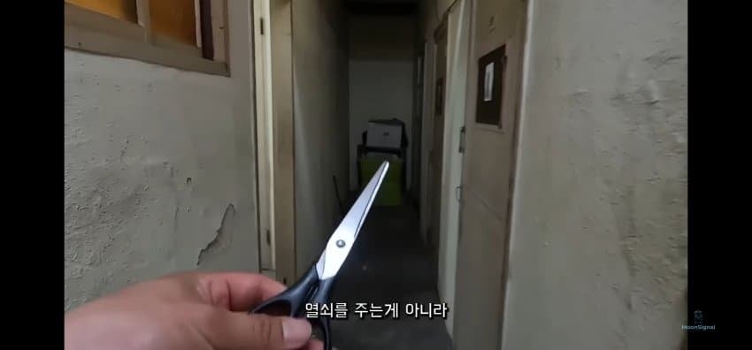 가성비 쩌는 비즈니스 호텔을 방문한 여행객