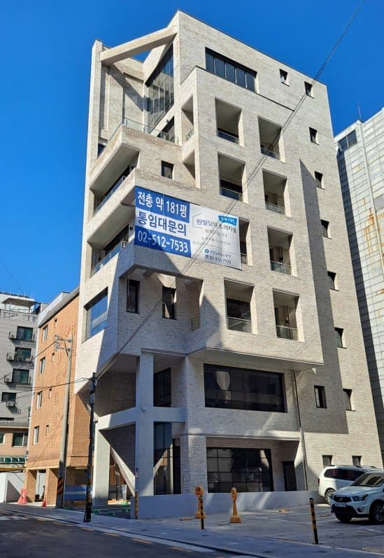 요즘 서울 성수동에 짓는 건물들jpg