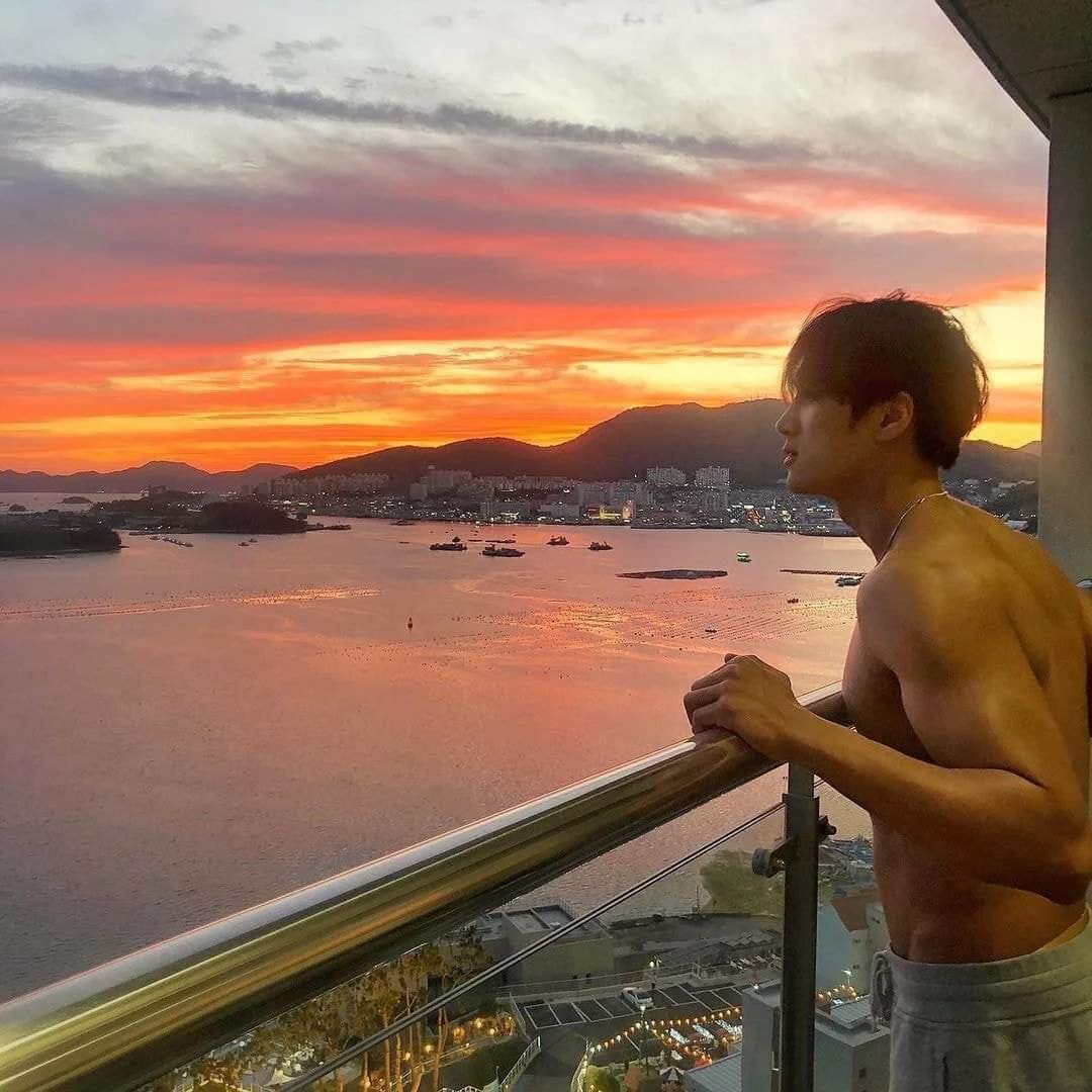 신경쓰이는 안보현 인스타