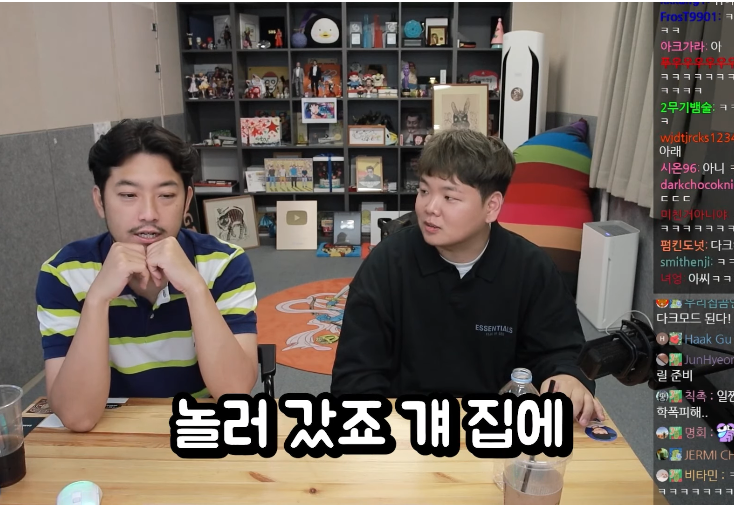 툭 건드리니까 또 새로운 암울했던 에피소드가 쏟아지는 곽튜브