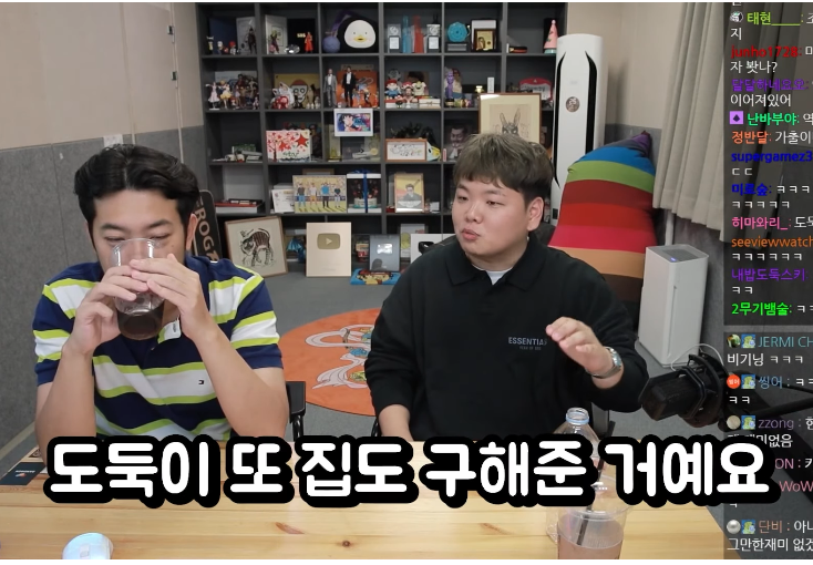 툭 건드리니까 또 새로운 암울했던 에피소드가 쏟아지는 곽튜브