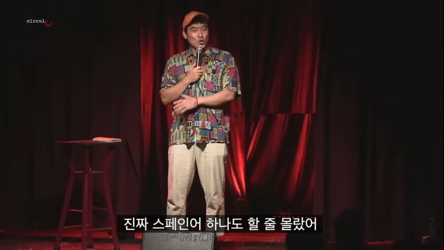 멕시코에서 현지인들 상대로 스탠딩 코미디 하는 한국인 근황...