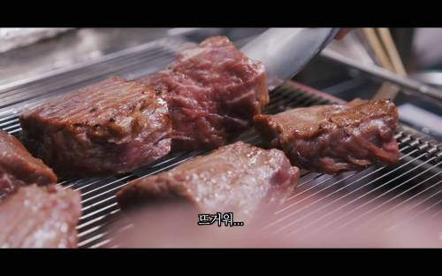 셰프가 짧은 집게를 쓰는 이유.jpg