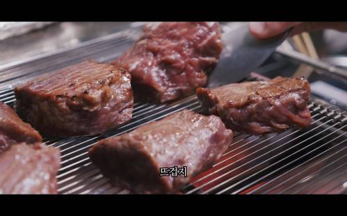 셰프가 짧은 집게를 쓰는 이유.jpg