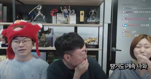 슈카월드도 부러워하는 모든 유튜버들의 꿈.jpg