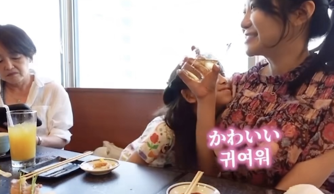 서툰 한국어로 딸을 귀여워 해주고 싶던 일본인 엄마의 한마디.jpg