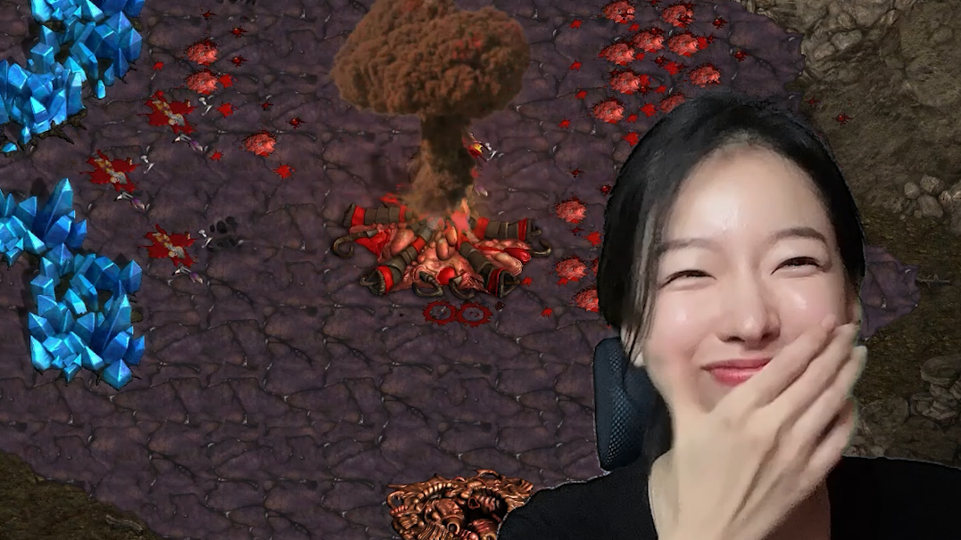  핵 6방 맞은 배우 이시아.jpg