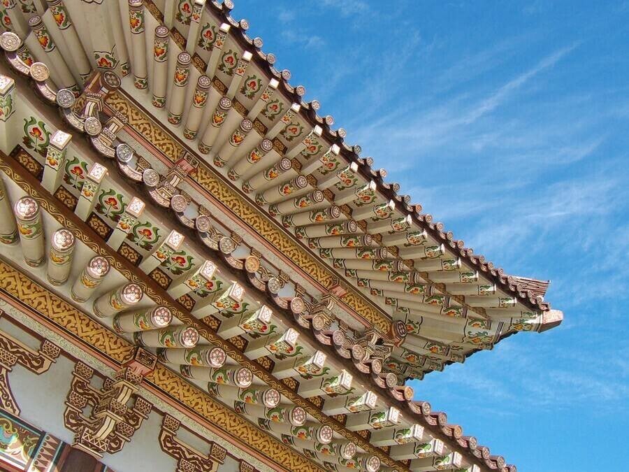 북한에서 복원한 고구려 시대 단청