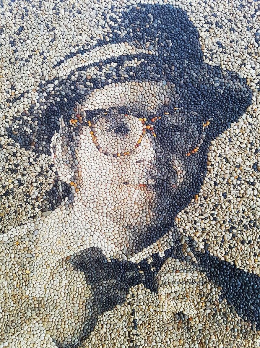 돌맹이 자갈로 그리는 생생한 그림