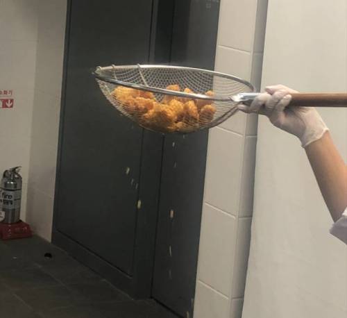 교촌치킨 근황.jpg