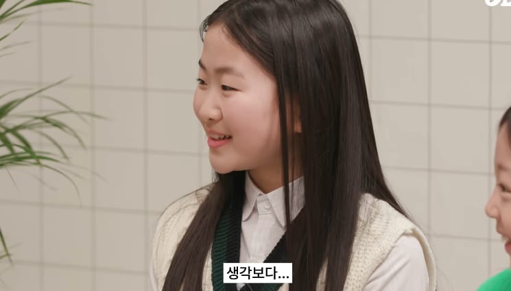 태국 공원에서 볼 수 있는 태국의 길고양이같은 동물...jpg