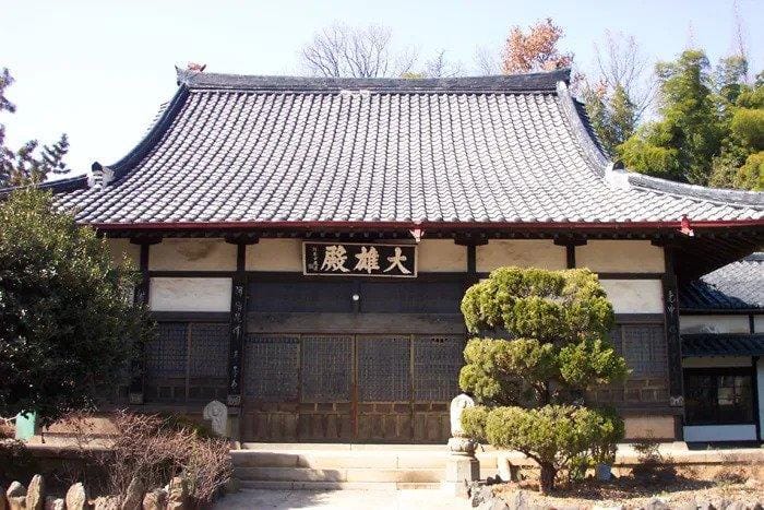 한국에 남아있는 유일한 일본식 사찰