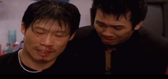 본인 출연한 영화 주유소습격사건을 극장에서 본 유해진