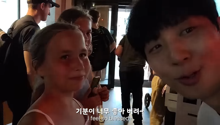 10살 소녀에게 번호따인 여행 유튜버.jpg