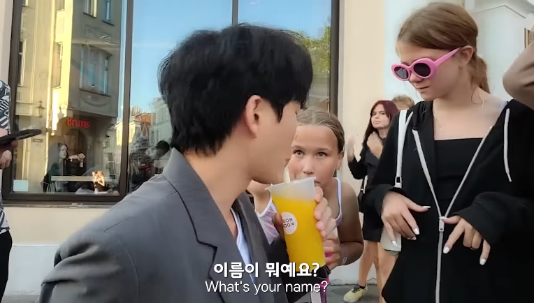 10살 소녀에게 번호따인 여행 유튜버.jpg