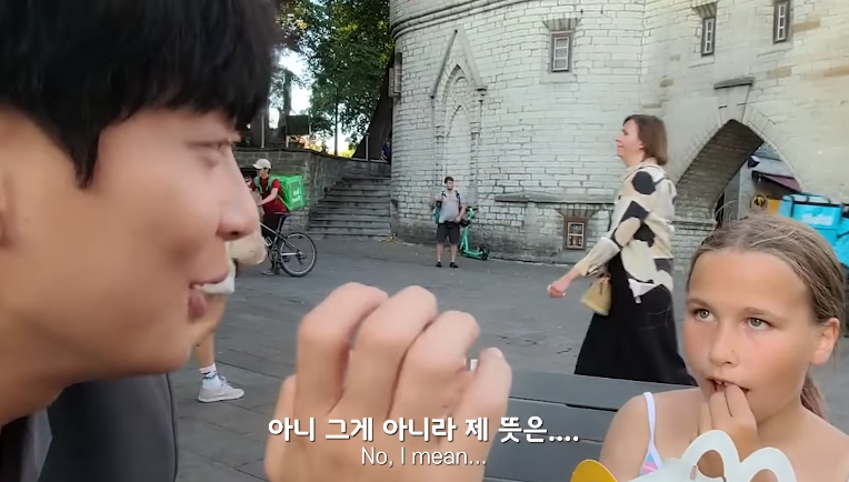 10살 소녀에게 번호따인 여행 유튜버.jpg