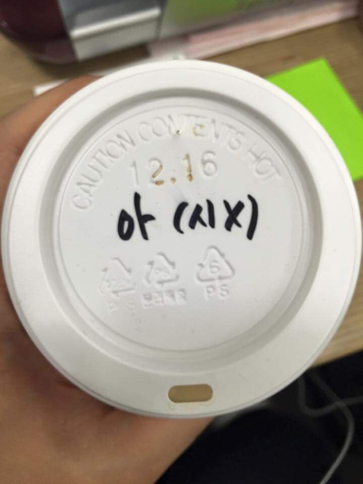 아메리카노 시럽뺀거 나왔습니다